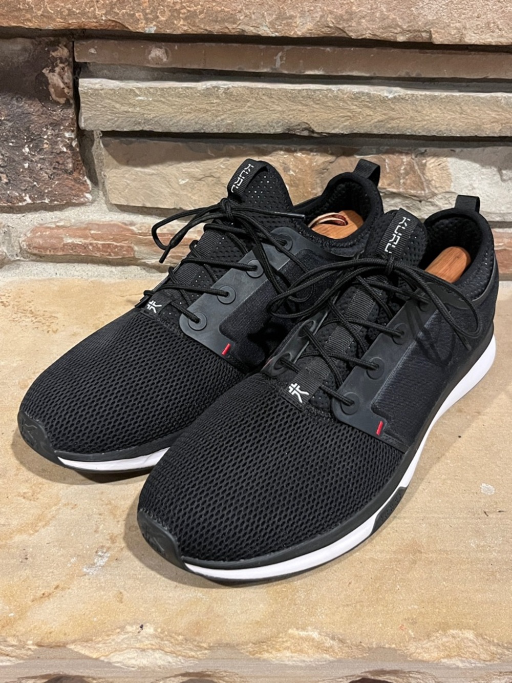 Kuru ATOM Jet Black Fire Red Athletic Mesh Sneakers